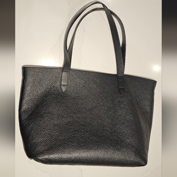Cuyana small tote black - Picture 2 of 16